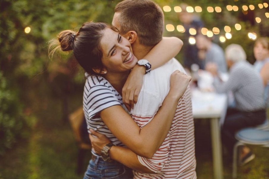 19 Things To Reassure Your Girlfriend Of Your Love