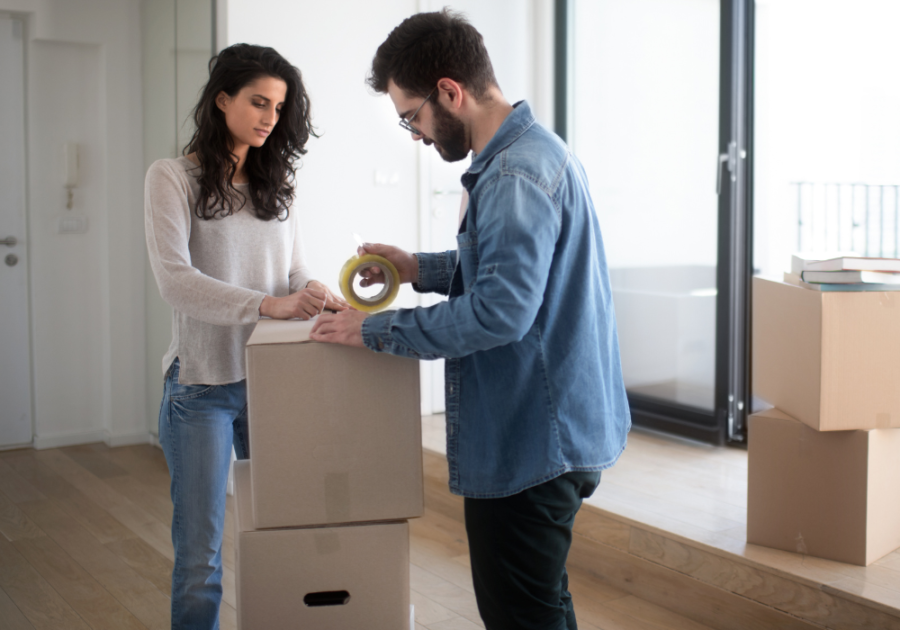 couple packing box how to break up with someone you live with